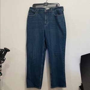 Abercrombie & Fitch Curve Love High Rise Vintage Straight Jeans in Blue